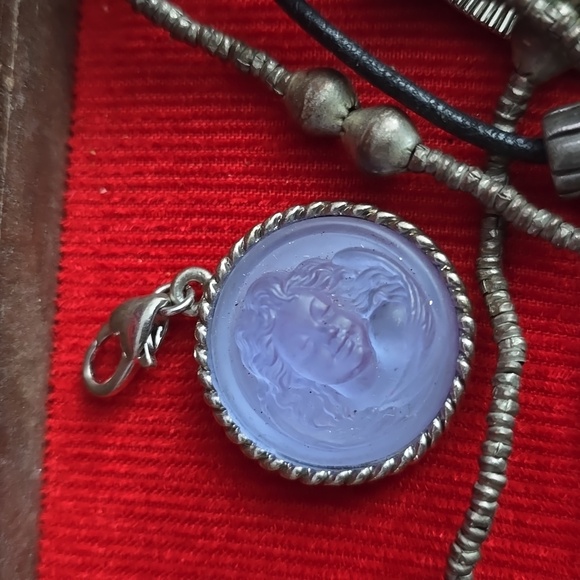 Religious Jewelry - Picture 6 of 12